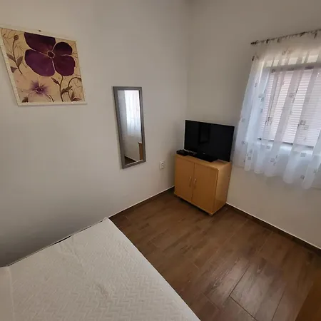 Apartment Ruzica *